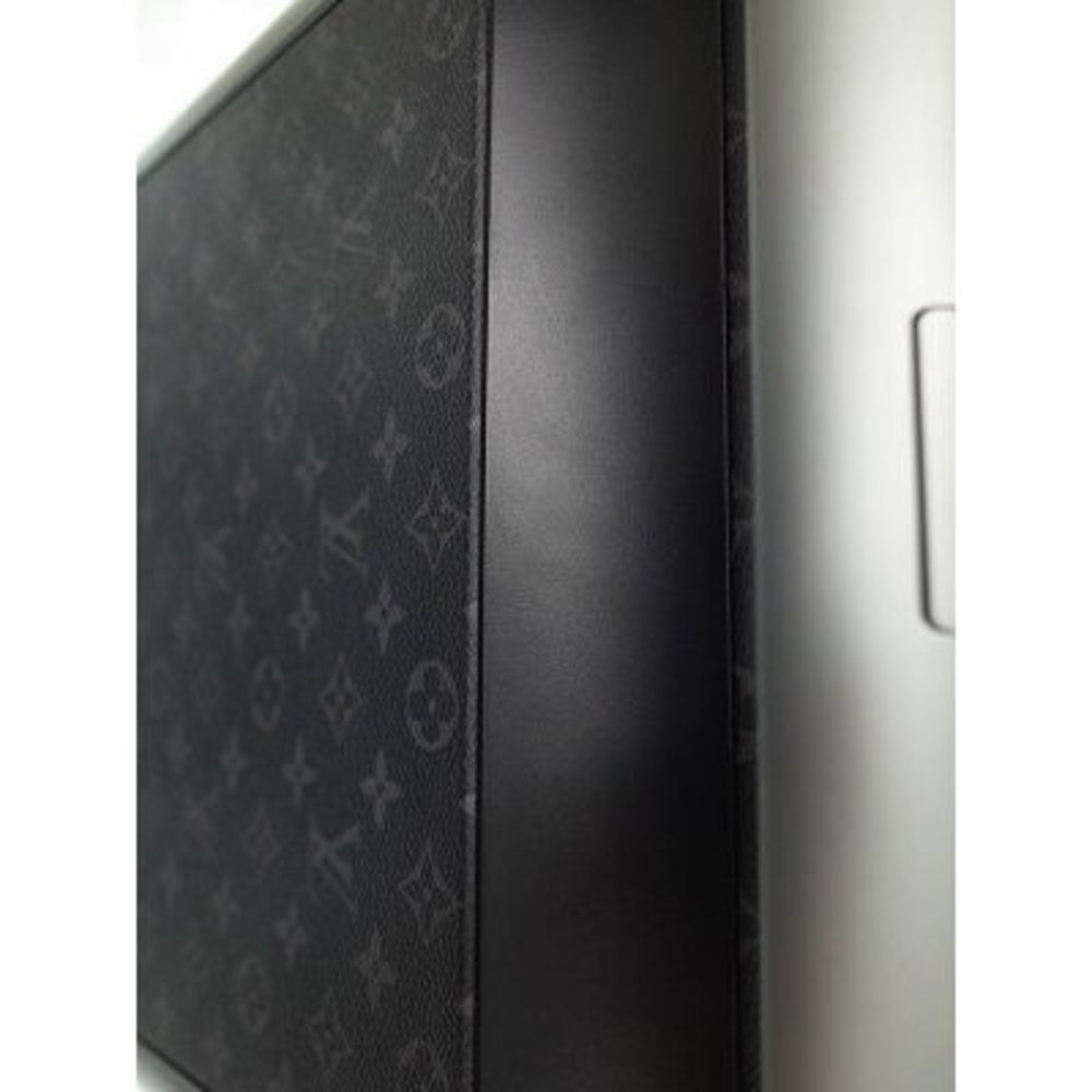 Louis Vuitton Monogram Eclipse Black Horizon Case… - image 6